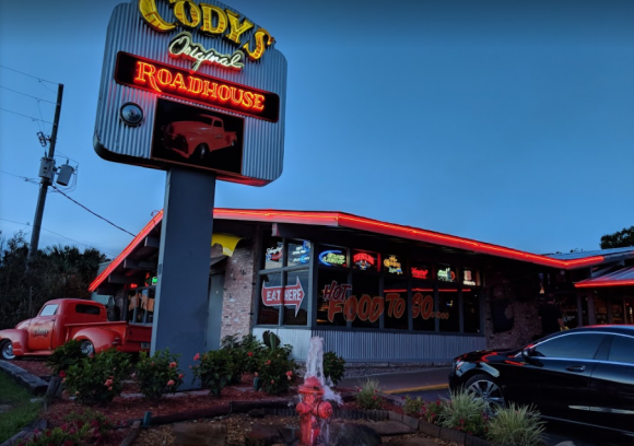 Codys Original Roadhouse Crystal River Fl Hotels Restaurants Manatee Tours Maps